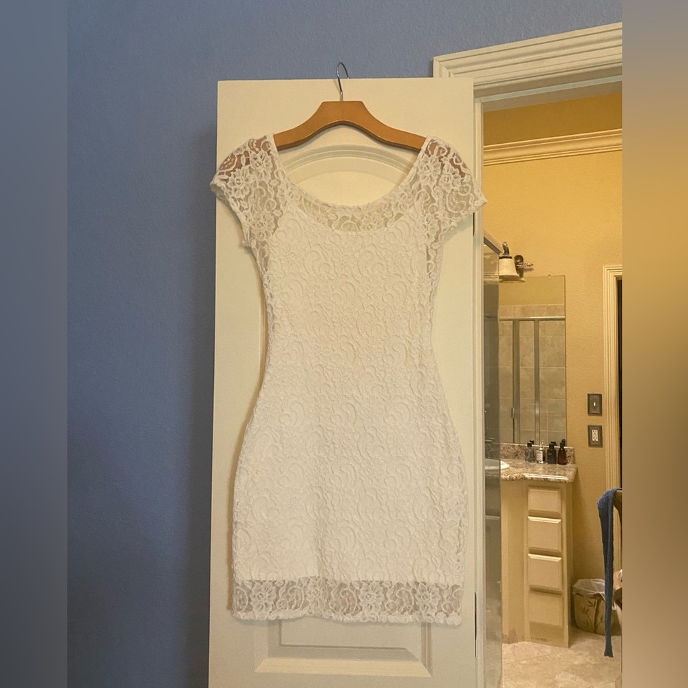 Abercrombie & Fitch White Lace Dress XS